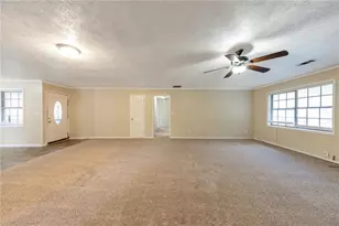 5835 Bearing Way, College Park, GA 30349 - Photo 17