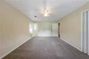 5835 Bearing Way, College Park, GA 30349 - Photo 9