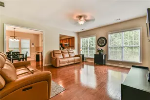 6243 Longleaf Dr, Hoschton, GA 30548 - Photo 11