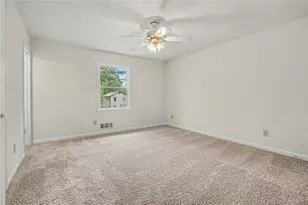 220 Summer Pond Trail, Lawrenceville, GA 30046 - Photo 13