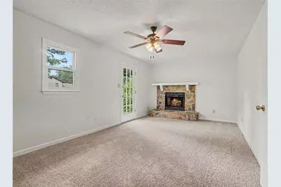 220 Summer Pond Trail, Lawrenceville, GA 30046 - Photo 7