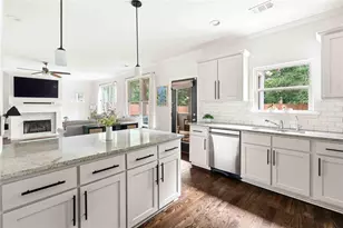 124 Sisson Ave NE, Atlanta, GA 30317 - Photo 15
