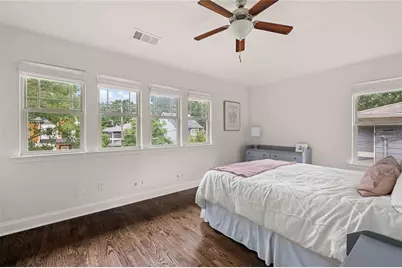 124 Sisson Avenue NE, Atlanta, GA 30317 - Photo 9