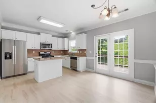6081 Pierless Ave, Sugar Hill, GA 30518 - Photo 15