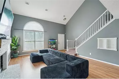 2100 Green Tree Court, Lithonia, GA 30058 - Photo 11