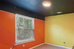 2100 Green Tree Ct, Lithonia, GA 30058 - Photo 17