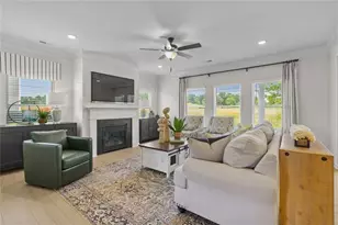 106 Meadowview Ct, Carrollton, GA 30117 - Photo 5