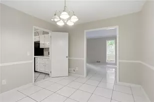 4442 Old Mabry Pl NE, Roswell, GA 30075 - Photo 19