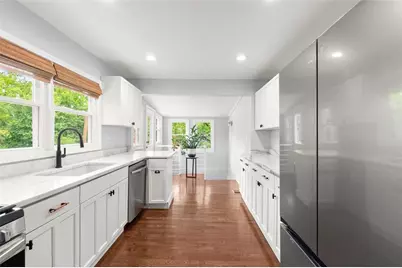 1077 Vista Trail NE, Atlanta, GA 30324 - Photo 7