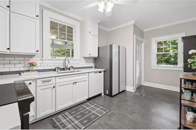 211 Greenwood Circle, Decatur, GA 30030 - Photo 11