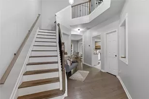 4922 Berkeley Oak Cir, Peachtree Corners, GA 30092 - Photo 3