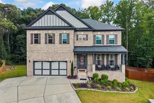 721 Autumn Meadow Dr, Loganville, GA 30052 - Photo 1