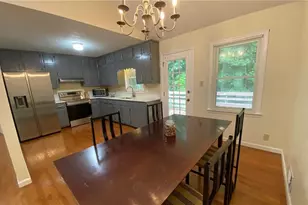 1326 Williamsburg Ln, Norcross, GA 30093 - Photo 11