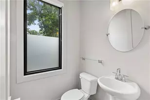 102 Cityview Ct NE, Atlanta, GA 30308 - Photo 15