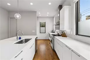 102 Cityview Ct NE, Atlanta, GA 30308 - Photo 11