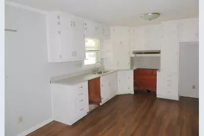 2705 Hayden Drive, East Point, GA 30344 - Photo 7