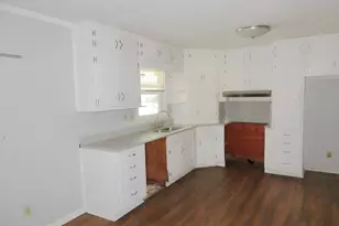 2705 Hayden Dr, East Point, GA 30344 - Photo 7