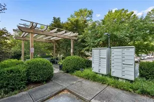 1380 Parkview Ln NE, Atlanta, GA 30324 - Photo 41