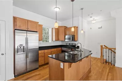 1380 Parkview Lane NE, Atlanta, GA 30324 - Photo 9