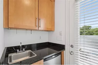 1380 Parkview Lane NE, Atlanta, GA 30324 - Photo 35