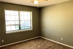 1235 Riverside Dr, Gainesville, GA 30501 - Photo 9