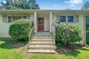 4564 Myrtle Hill Rd NE, Kennesaw, GA 30144 - Photo 3
