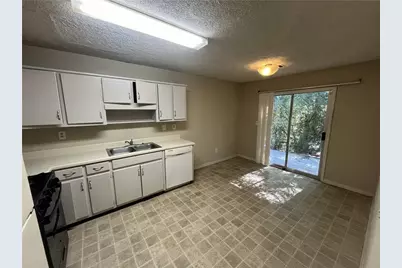 5913 Summerglen Lane, Atlanta, GA 30349 - Photo 7