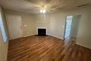 5913 Summerglen Ln, Atlanta, GA 30349 - Photo 5