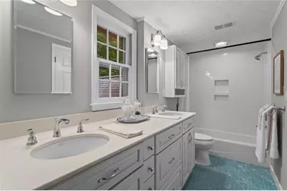1052 Evelyn Lane SW, Lilburn, GA 30047 - Photo 27