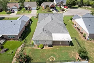 112 Clubhouse Dr, Jefferson, GA 30549 - Photo 39