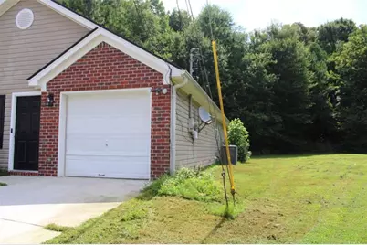6831 Browns Mill Walk, Lithonia, GA 30038 - Photo 5