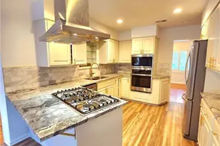 4044 Northside Dr, Atlanta, GA 30342 - Photo 23