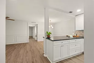 804 Woodcliff Dr, Sandy Springs, GA 30350 - Photo 5
