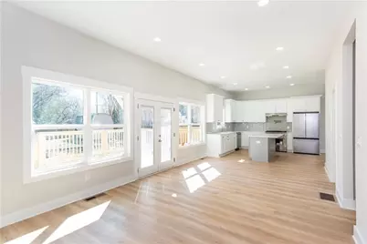 3286 Bachelor Street, East Point, GA 30344 - Photo 9
