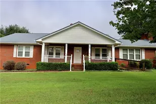 10021 Lavonia Rd Rd, Carnesville, GA 30521 - Photo 3