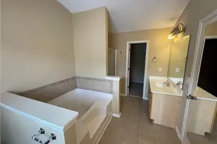 2207 Pebble Beach Dr, Lawrenceville, GA 30043 - Photo 9