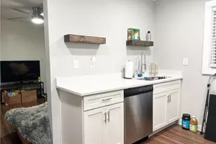 1165 Eggleston St SW, Atlanta, GA 30310 - Photo 11