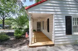 211 Mobley Cir, Monroe, GA 30655 - Photo 3