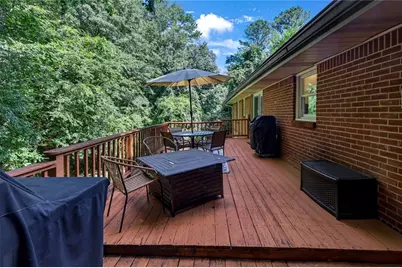 1095 Latham Road, Decatur, GA 30033 - Photo 29