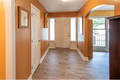211 Bennett Circle, Carrollton, GA 30117 - Photo 3