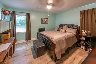 211 Bennett Cir, Carrollton, GA 30117 - Photo 11