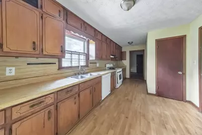 921 Curry Circle SE, Conyers, GA 30094 - Photo 5