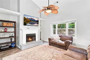 409 Rose Creek Pl, Woodstock, GA 30189 - Photo 3