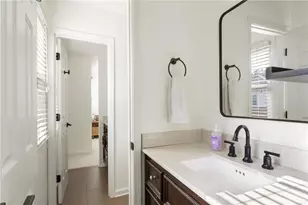 1170 N Highland Ave NE, Atlanta, GA 30306 - Photo 33