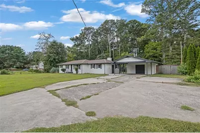 1563 Rockbridge Road, Stone Mountain, GA 30087 - Photo 33