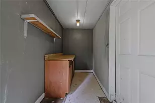 1563 Rockbridge Rd, Stone Mountain, GA 30087 - Photo 29