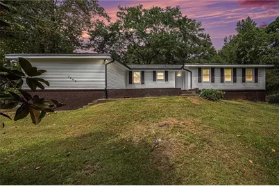 3660 Eagle Woods Circle, Lithonia, GA 30038 - Photo 3