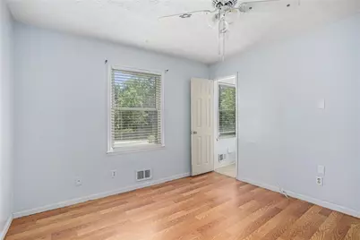 3660 Eagle Woods Circle, Lithonia, GA 30038 - Photo 11