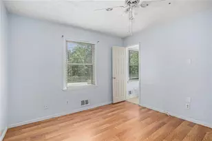 3660 Eagle Woods Cir, Lithonia, GA 30038 - Photo 11
