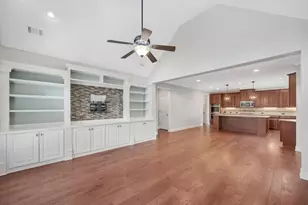 2842 Middlecreek Wy, Cumming, GA 30041 - Photo 11